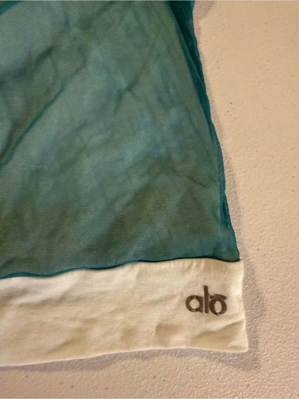 Alo Yoga Mesh Athletic Tank Top size XS Teal Sheer Logo Workout Shirt